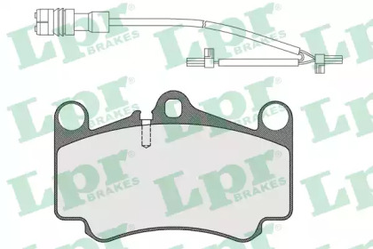 Комплект тормозных колодок LPR 05P1588B