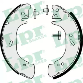 Комлект тормозных накладок LPR 08440
