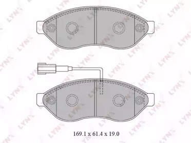 Комплект тормозных колодок LYNXauto BD-2828