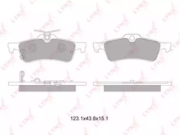 Комплект тормозных колодок LYNXauto BD-7600