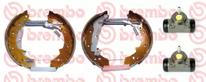 Комлект тормозных накладок BREMBO K 68 054