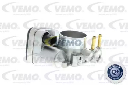 Патрубок VEMO V10-81-0030