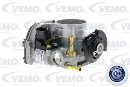 Патрубок VEMO V10-81-0040