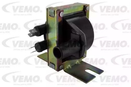 Катушка зажигания VEMO V24-70-0045