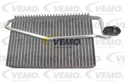 Испаритель VEMO V30-65-0014