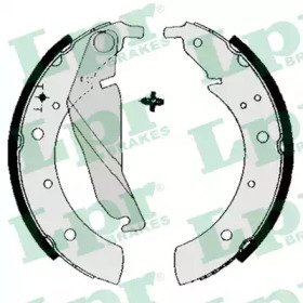 Комлект тормозных накладок LPR 04680