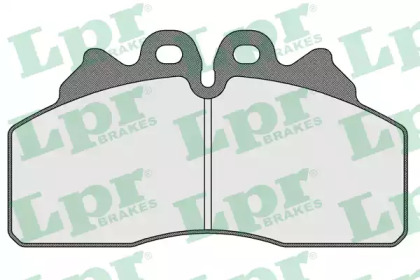 Комплект тормозных колодок LPR 05P1586
