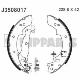 Комлект тормозных накладок NIPPARTS J3508017