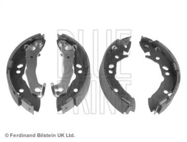 Комлект тормозных накладок BLUE PRINT ADG04113