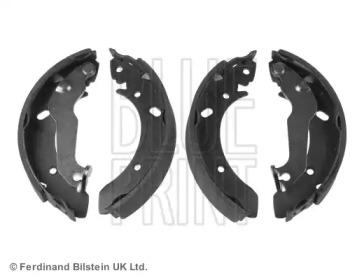 Комлект тормозных накладок BLUE PRINT ADG04122