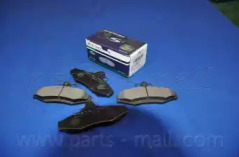 Комплект тормозных колодок PARTS-MALL PKC-010-S